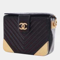 Pre Owned حقيبة شانيل بقرة سوداء ذهبية نمط شيفرون جلد حجم حقيبة الروك الزوايا minaudiere
