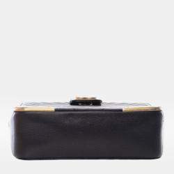 Pre Owned حقيبة شانيل بقرة سوداء ذهبية نمط شيفرون جلد حجم حقيبة الروك الزوايا minaudiere