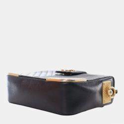 Pre Owned حقيبة شانيل بقرة سوداء ذهبية نمط شيفرون جلد حجم حقيبة الروك الزوايا minaudiere