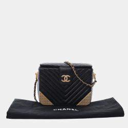 Pre Owned حقيبة شانيل بقرة سوداء ذهبية نمط شيفرون جلد حجم حقيبة الروك الزوايا minaudiere