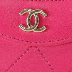 مملوكة مسبقًا حقيبة شانيل للتسوق جلد عجل وردية لامعة صغيرة 31