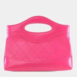 مملوكة مسبقًا حقيبة شانيل للتسوق جلد عجل وردية لامعة صغيرة 31