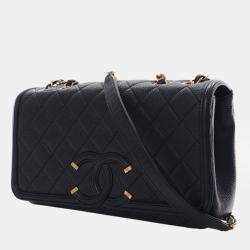 مملوكة مسبقًا حقيبة فلاب شانيل كافيار سي سي فيليغري وسط سوداء