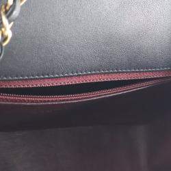 مملوكة مسبقًا حقيبة فلاب شانيل كافيار سي سي فيليغري وسط سوداء