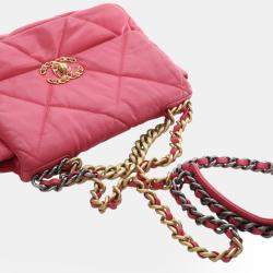 مملوكة مسبقًا Chanel Pink Medium Lambskin 19 Flap