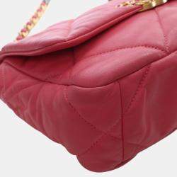 مملوكة مسبقًا Chanel Pink Medium Lambskin 19 Flap