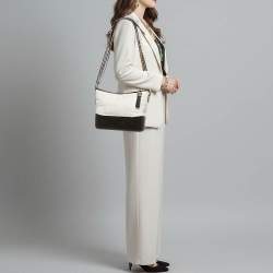 Pre Owned حقيبة هوبو شانيل غابرييل جلد قديم مبطن بيج / أسود متوسط الحجم