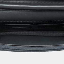 مملوكة مسبقًا Chanel Black Green CC Quilted Metallic Patent Striped Wallet on Chain