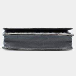 مملوكة مسبقًا Chanel Black Green CC Quilted Metallic Patent Striped Wallet on Chain