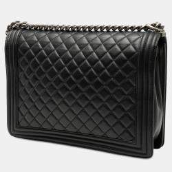 مملوكة مسبقًا Chanel Black Large Quilted Lambskin Boy Flap