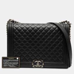 مملوكة مسبقًا Chanel Black Large Quilted Lambskin Boy Flap