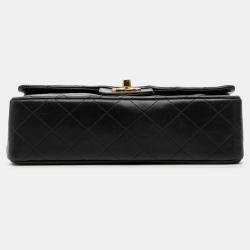 Pre Owned حقيبة شانيل كلاسيكة غطاء مزدوج جلد خروف أسود صغير مبطن