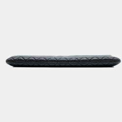 مملوكة مسبقًا Chanel Black Large Quilted Grained Calfskin Archi Chic Cosmetic Case