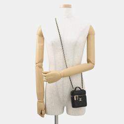 مملوكة مسبقًا Chanel Matelasse 2Way Chain Vanity Case Black Caviar Leather
