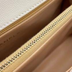 Pre Owned Chanel Coco Handle White Caviar Leather Size 29