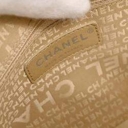 Pre Owned حقيبة شانيل من جلد العجل الفضي مع شراشيب