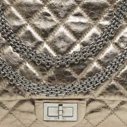 مملوكة مسبقًا حقيبة شانيل ريشيو 2.55 كلاسيك 228  جلد فضي مبطن بقلاب