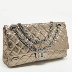 مملوكة مسبقًا حقيبة شانيل ريشيو 2.55 كلاسيك 228  جلد فضي مبطن بقلاب