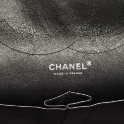 مملوكة مسبقًا حقيبة شانيل ريشيو 2.55 كلاسيك 228  جلد فضي مبطن بقلاب