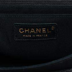 مملوكة مسبقًا حقيبة شانيل كلاسيك رفرف مفرد متوسط من نايلون مبطن وردي أسود أحمر إصدار محدود