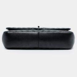 Pre Owned Chanel Black Jumbo Classic Chevron Lambskin Double Stitch Single Flap