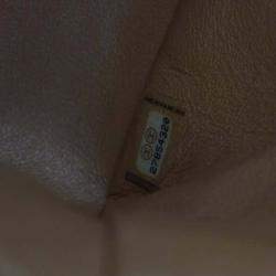 مملوكة مسبقًا حقيبة شانيل بني كافيار متلألئة كلاسيكية متوسطة مزدوجة الطية