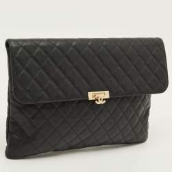 Pre Owned  حقيبة كلتش شانيل كبيرة جلد كافيار أسود مبطن
