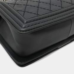 Pre Owned حقيبة كتف شانيل بوي شانيل 25 خياطة برية ماتيلس كو كو مارك سلسلة جلد العجل الناعم أسود