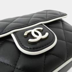 Pre Owned Chanel Chain Clutch