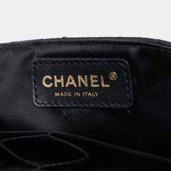 Pre Owned حقيبة شانييل فلاپ جويل الثمينة ساتان مبطن أسود شرق غرب