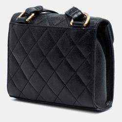 مملوكة مسبقًا حقيبة شانييل سوداء صغيرة بحرفين CC من جلد كافيار مبطنة مغلقة