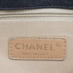 Pre Owned حقيبة شانيل كلاسيك شرق/غرب جلد كافيار مبطن بخياطة وحشية سوداء قلاب