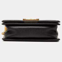 Pre Owned حقيبة شانيل سوداء حمراء صغيرة من المخمل وجلد العجل بغطاء علوي