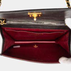 Pre Owned حقيبة شانيل سي سي مفردة بقلّابة جلد خروف مبطن أسود