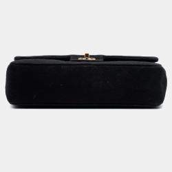 Pre Owned حقيبة شانيل كلاسيك جيرسي سوداء متوسطة بسلاسل بيجو وقلابة مزدوجة