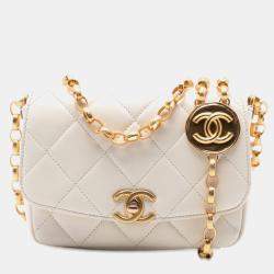 Pre Owned Chanel White Small Quilted Lambskin CC Coin Flap