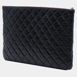 Pre Owned Chanel Black Large Quilted Lambskin O Case Clutch