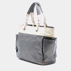 مملوكة مسبقًا Chanel Large Bicolor Quilted Coated Canvas Paris Biarritz Tote
