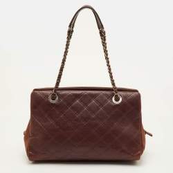 مملوكة مسبقًا Chanel Diamond Embossed Large Burgundy Leather CC Zip Shopping Tote