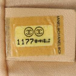 Pre Owned Chanel Rodeo Drive XL White Leather Shoulder Bag