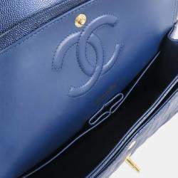 Pre Owned حقيبة ذات رفرف مزدوج شانيل كلاسيك متوسط جلد كافيار أزرق