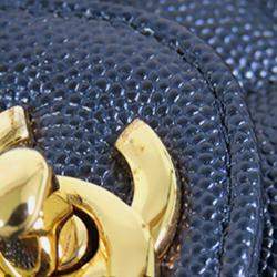 Pre Owned حقيبة ذات رفرف مزدوج شانيل كلاسيك متوسط جلد كافيار أزرق