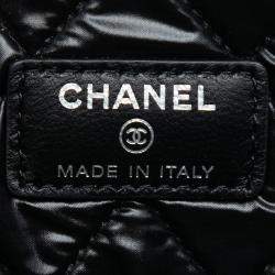 Pre Owned Chanel Black Medium Quilted Lambskin Boy O Case Clutch