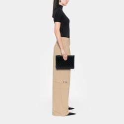 Pre Owned Chanel Black Medium Quilted Lambskin Boy O Case Clutch