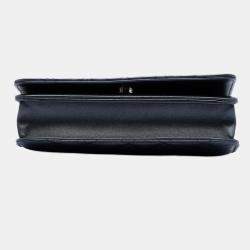 Pre Owned محفظة شانيل جلد خراف منفوخ حزام لؤلؤي سلسلة سوداء CC