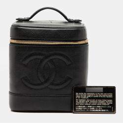 مملوكة مسبقًا حقيبة شانيل فانيتي كافيار CC سوداء