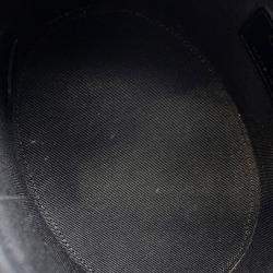 Pre Owned شنطة شانيل كتف سلسلة الغرور جلد براءة سوداء