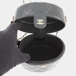 Pre Owned شنطة شانيل كتف سلسلة الغرور جلد براءة سوداء