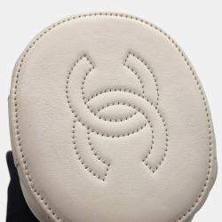 Pre Owned Chanel Chain shoulder Bag White Lambskin