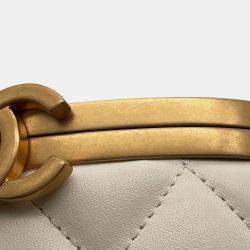 Pre Owned Chanel Chain shoulder Bag White Lambskin